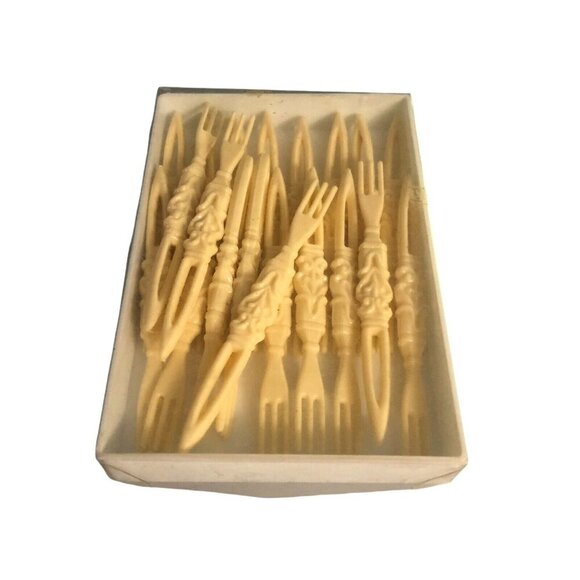 Retro '50s Ivory PARTY FORKS 20 Cocktail Hors d'oeuvres Picks Appetizer Plastic - Picture 1 of 2